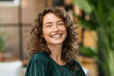 Profils de femmes célibataires Niort, agence matrimoniale Unicis Niort